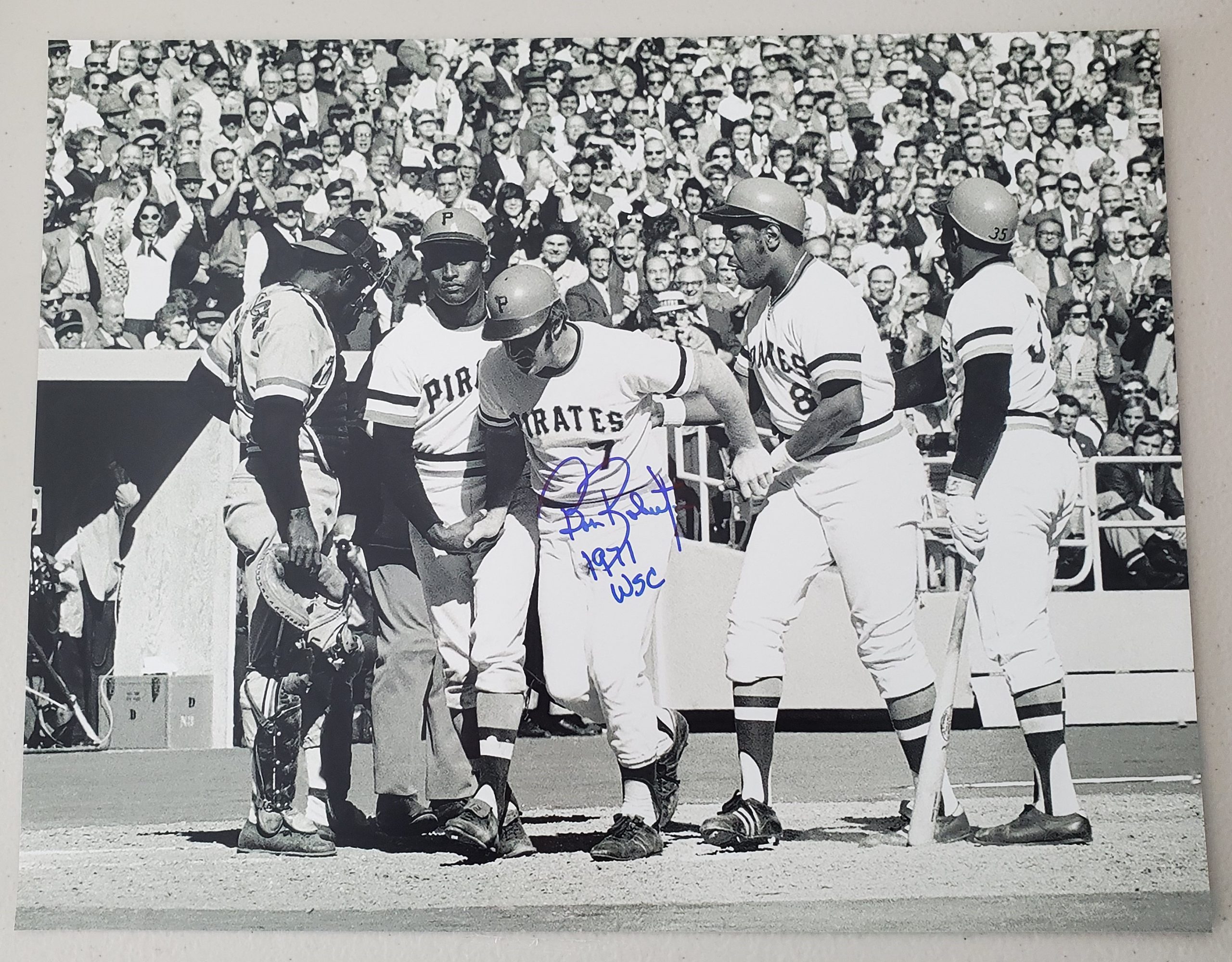 Autographed Bob Robertson Pittsburgh Pirates 11x14 Photo - Main Line  Autographs