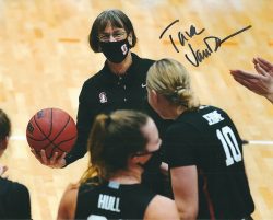 Autographed TARA VANDERVEER 8X10 Stanford University photo