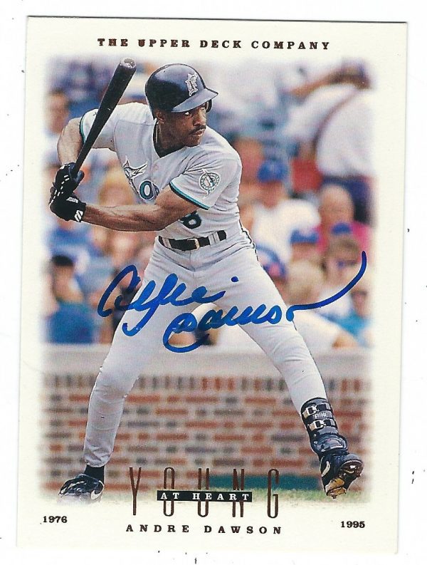Autographed ANDRE DAWSON 1996 Upper Deck Card
