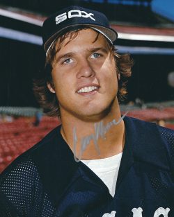 AUTOGRAPHED LARRY MONROE 8X10 Chicago White Sox Photo