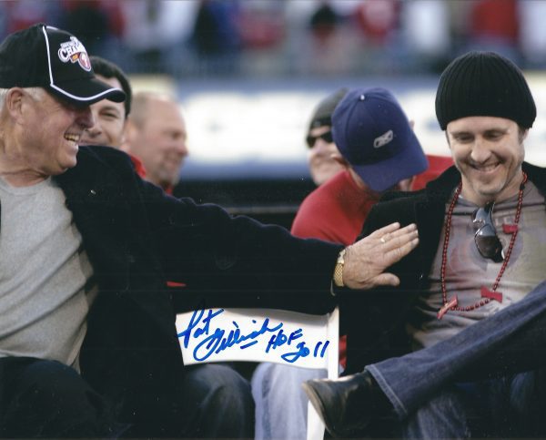 Autographed  PAT GILLICK 8X10 Philadelphia Phillies Photo