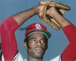 AUTOGRAPHED MIKE JACKSON 8x10 St. Louis Cardinals Photo