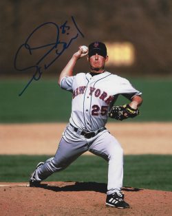 AUTOGRAPHED SCOTT STRICKLAND 8X10 New York Mets photo