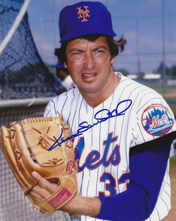 AUTOGRAPHED KEN SANDERS 8X10 New York Mets photo