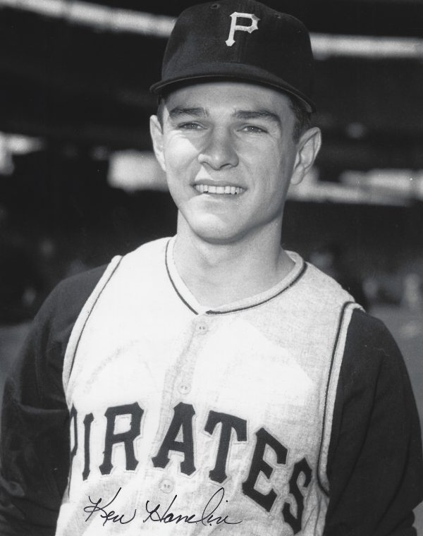 AUTOGRAPHED KEN HAMLIN 8x10 Pittsburgh Pirates Photo