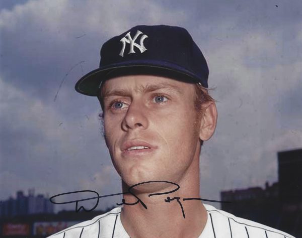 AUTOGRAPHED DAVE PAGAN 8x10 New York Yankees photo