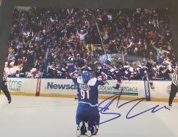 Autographed JOHN TAVARES 11X14 New York Islanders Photo