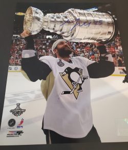 Autographed MAX TALBOT 11x14 Pittsburgh Penguins Photo