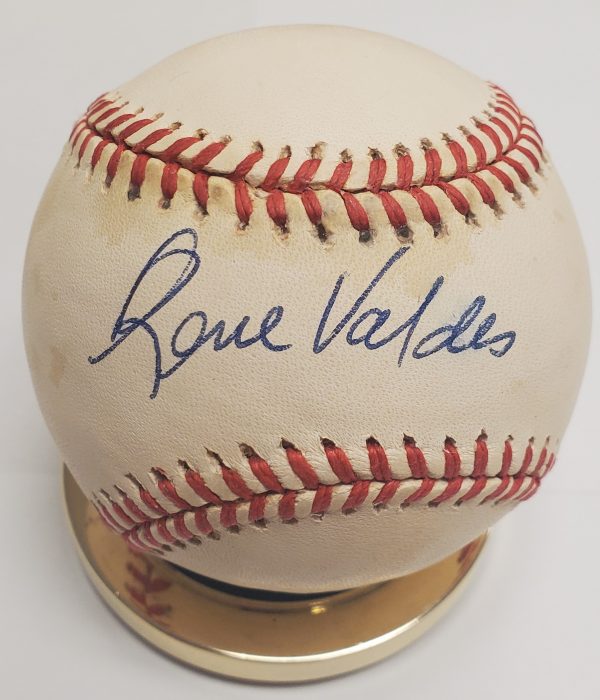 Autographed RENE VALDES Official National League Baseball