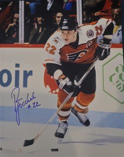 Autographed RICK TOCCHET 11X14 Philadelphia Flyers Photo