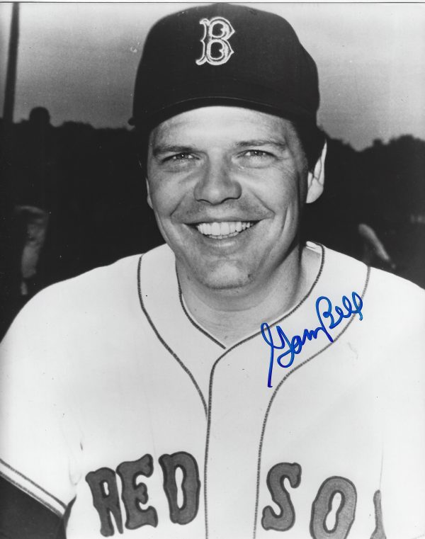 AUTOGRAPHED GARY BELL 8X10 Boston Red Sox photo