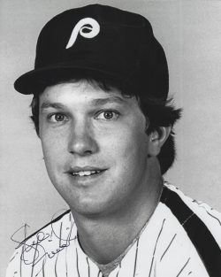 AUTOGRAPHED STEVE FIREOVID 8x10 Philadelphia Phillies Photo