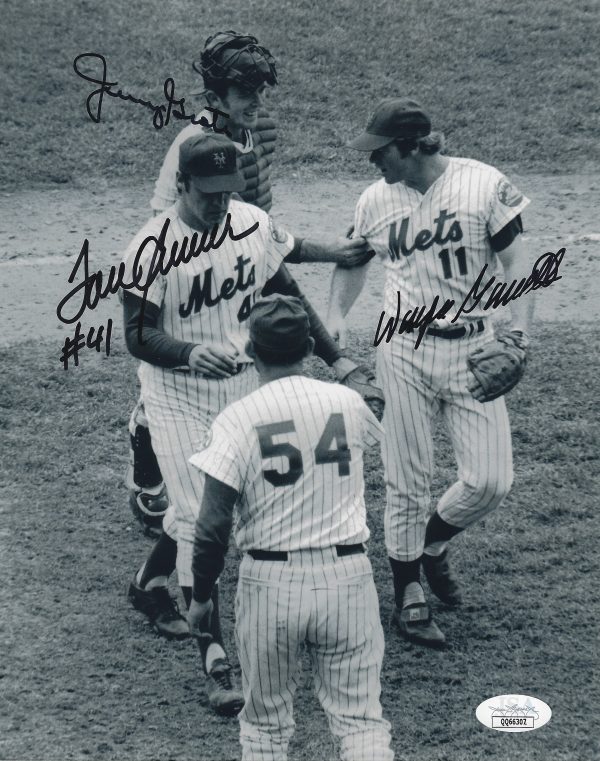 Autographed HOF'R TOM SEAVER, JERRY GROTE & WAYNE GARRETT 8x10 NEW YORK METS Photo JSA