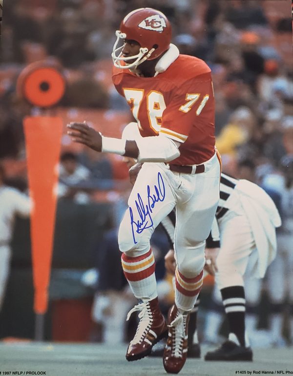 Autographed BOBBY BELL Kansas City Chiefs 11x14 Photo with COA