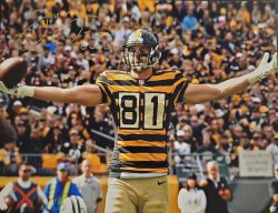 Autographed JESSE JAMES Pittsburgh Steelers 11x14 Photo
