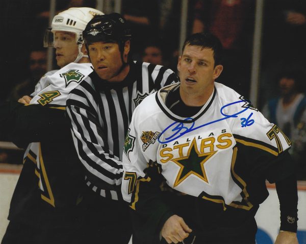Autographed MATTHEW BARNABY 8X10 Dallas Stars Photo