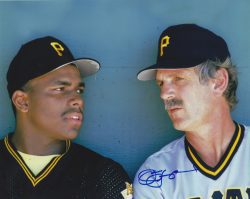 Autographed JIM LEYLAND 8X10 Pittsburgh Pirates Photo