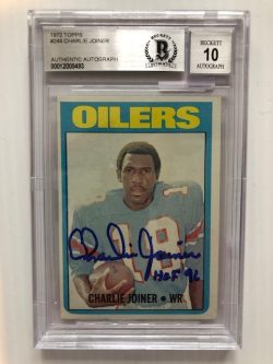 Autographed 1972 Topps Charlie Joiner Houston Oilers Rookie card #244 BAS Beckett Slabbed