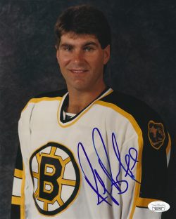 Autographed RAY BOURQUE 8X10 Boston Bruins Photo JSA