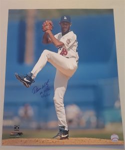AUTOGRAPHED RAMON MARTINEZ 16X20 Los Angeles Dodgers photo