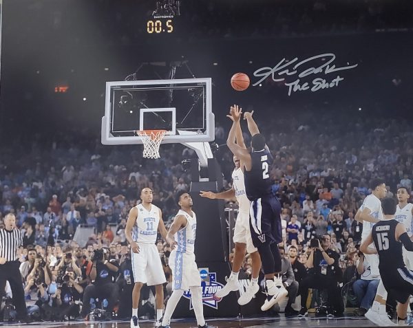 Autographed KRIS JENKINS "The Shot" 16X20 Villanova Wildcats Photo