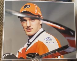 Autographed SEAN COUTURIER 16x20 Philadelphia Flyers Photo