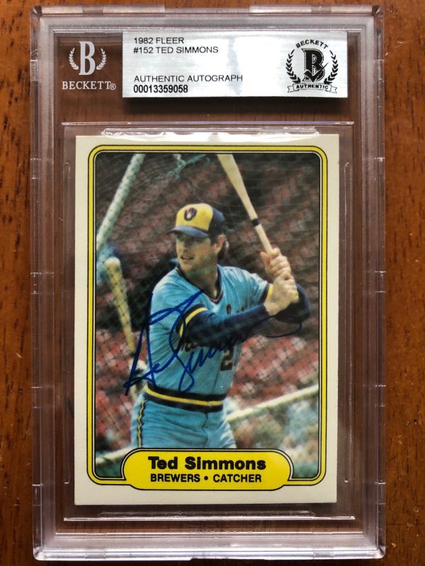 Autographed 1982 Fleer Ted Simmons Milwaukee Brewers  Card #152 Beckett Slabbed