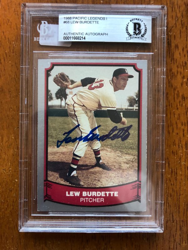 Autographed 1988 Pacific Legends Lew Burdette Braves card #68 Beckett Slabbed