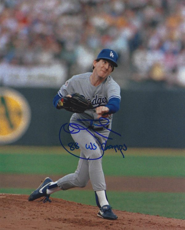 AUTOGRAPHED JOHN TUDOR 8x10 Los Angeles Dodgers photo