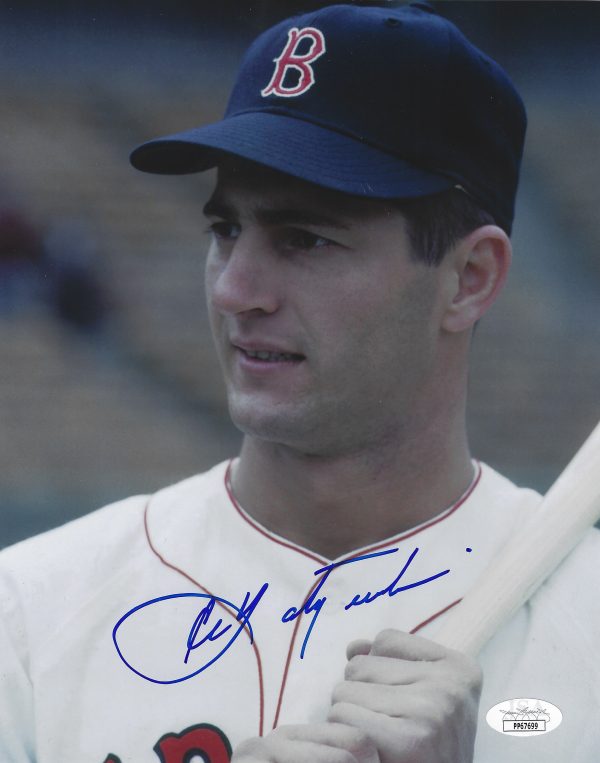 Autographed CARL YASTRZEMSKI 8X10 Boston Red Sox  JSA COA