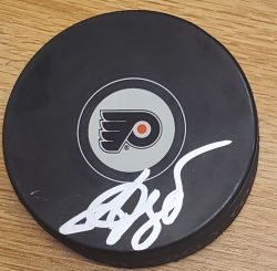 AUTOGRAPHED GERMAN RUBSTOV Philadelphia Flyers Hockey Puck
