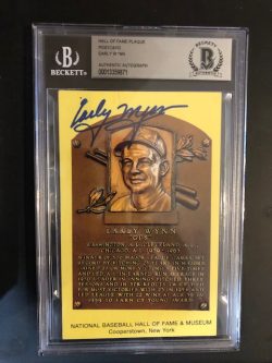 Autographed Early Wynn Hall of Fame Gold Plaque Beckett Slabbed