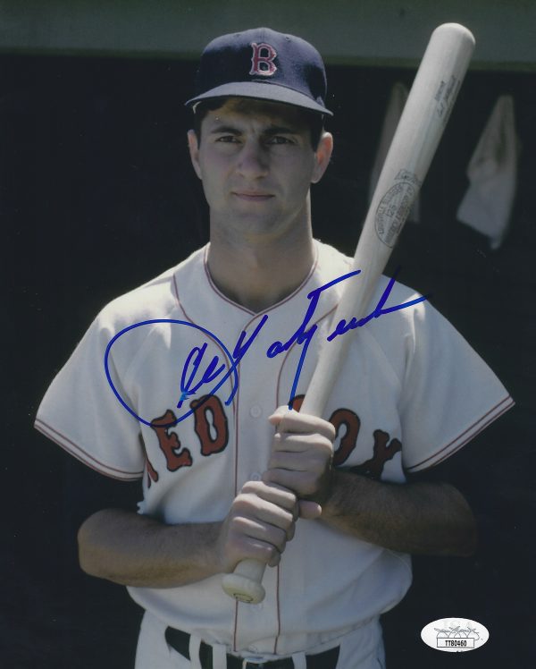 Autographed CARL YASTRZEMSKI 8X10 Boston Red Sox  JSA COA
