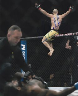 Autographed Marlon Moraes UFC & MMA 8x10 photo with COA