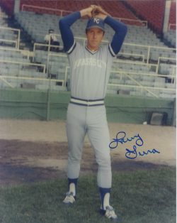 AUTOGRAPHED LARRY GURA 8x10 Kansas City Royals Photo