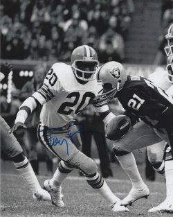 Autographed TONY PETERS 8x10 Cleveland Browns Photo
