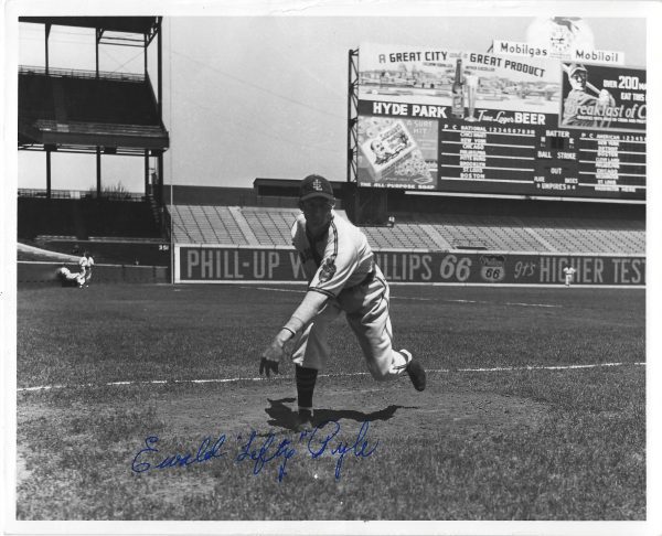 AUTOGRAPHED EWALD LEFTY PYLE 8x10  St. Louis Browns Photo