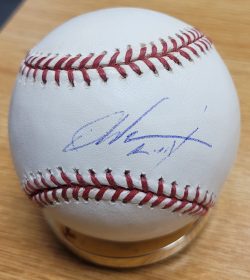 Autographed DONTRELLE WILLIS  Official Major League Baseball