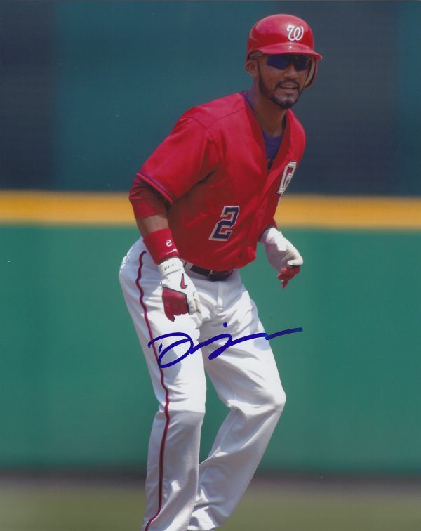 Autographed DAMIAN JACKSON 8x10 Washington Nationals Photo