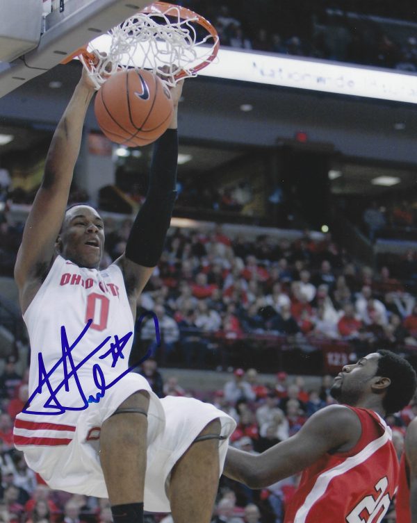 Autographed JARED SULLINGER 8x10 Ohio State Buckeyes photo