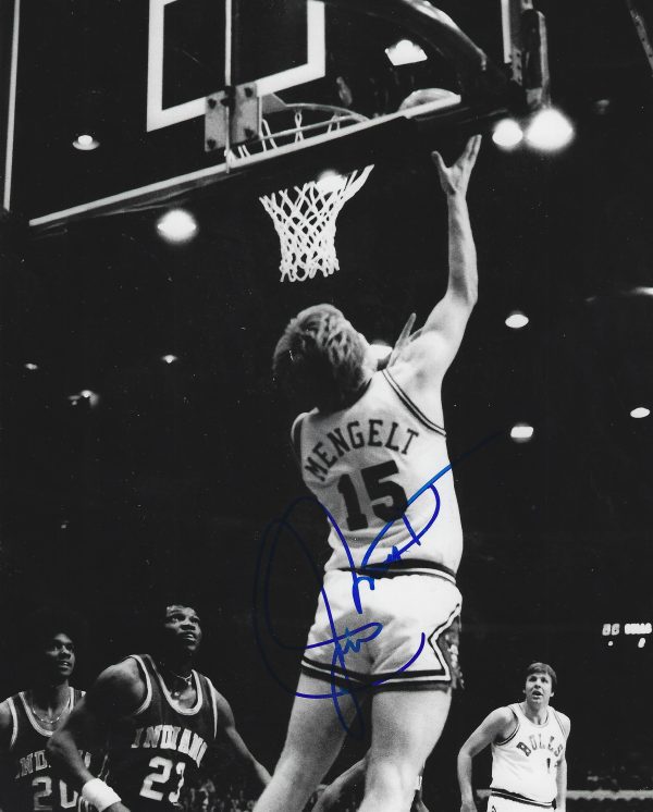 AUTOGRAPHED JOHN MENGELT 8X10 Chicago Bulls photo