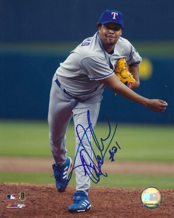 AUTOGRAPHED FRANCISCO CORDERO 8X10 Texas Rangers Photo