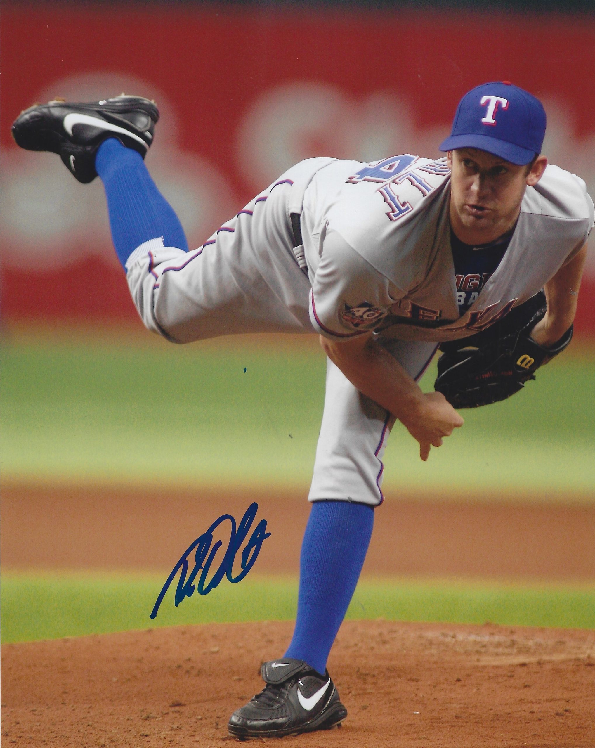 AUTOGRAPHED ROY OSWALT 8X10 Texas Rangers Photo - Main Line Autographs