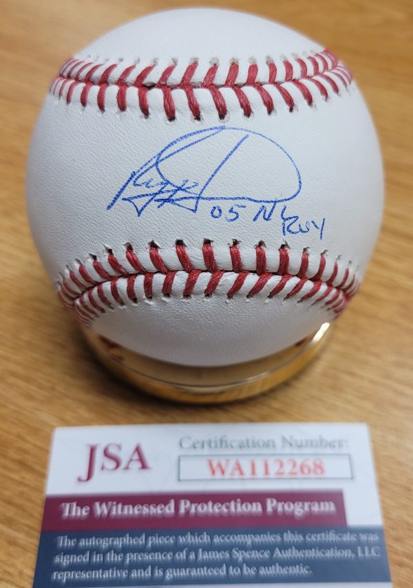 RYAN HOWARD "05 NL ROY" Autographed Official Major League Baseball JSA