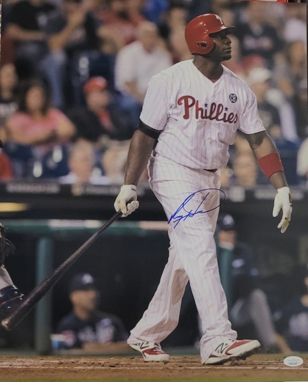 AUTOGRAPHED RYAN HOWARD 16X20 Philadelphia Phillies Photo JSA Witness COA