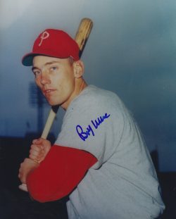 AUTOGRAPHED  BOBBY WINE 8x10 Philadelphia Phillies Photo
