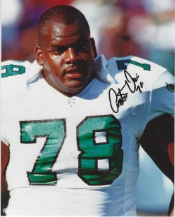 Autographed ANTONE DAVIS 8X10 Philadelphia Eagles Photo