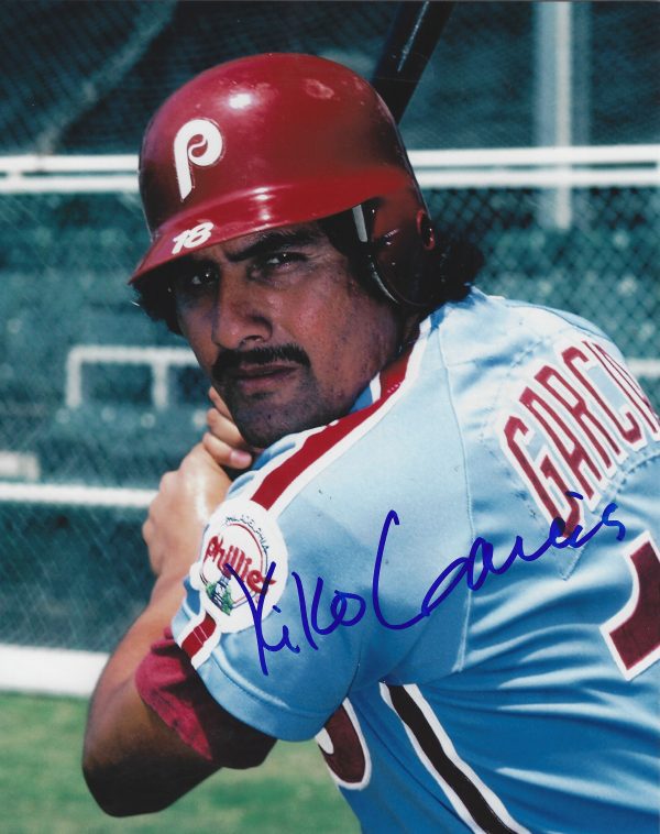 Autographed KIKO GARCIA 8X10 Philadelphia Phillies photo