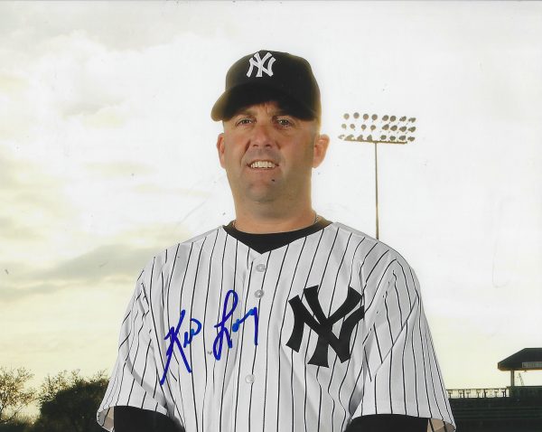 Autographed KEVIN LONG 8X10 New York Yankees Photo