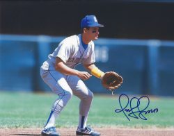 AUTOGRAPHED OMAR VIZQUEL 8x10 Seattle Mariners Photo